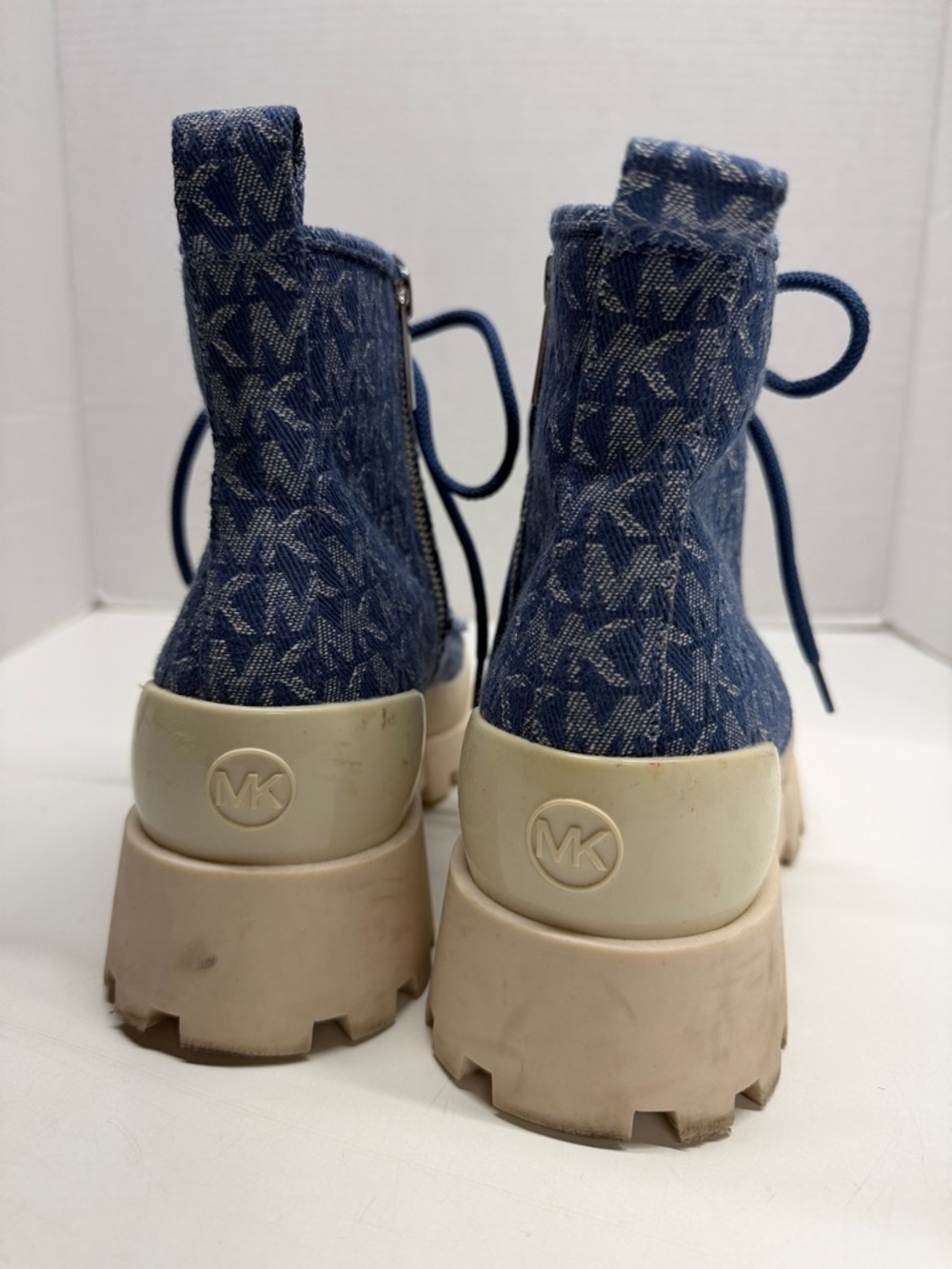 Micheal Kors Payton Combat Boots Lace Up Ankle Booties Shoes Denim Blue Size 7.5 - Picture 3 of 7